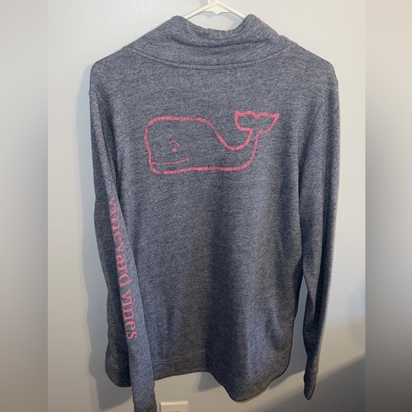 Vineyard Vines Sweaters - Women’s vineyard vines long sleeve top